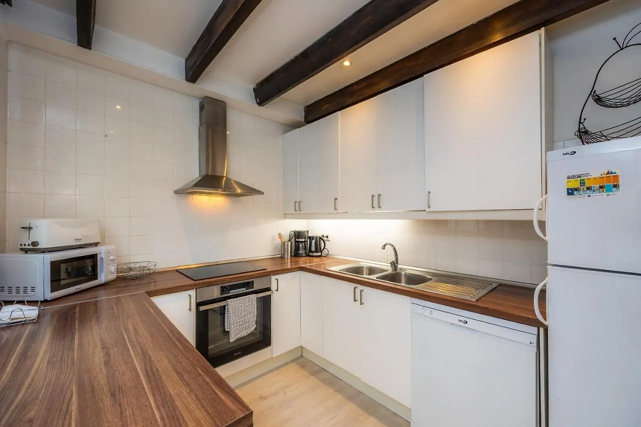 Apartamento Can Roses Moscari Spain